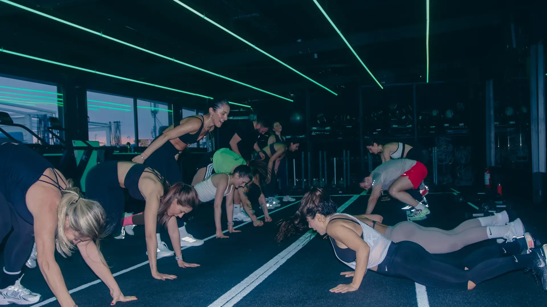 CIRCUIT TRAINING